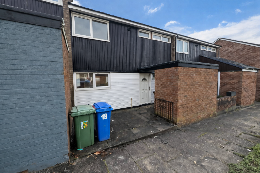 Ashway Clough, Offerton